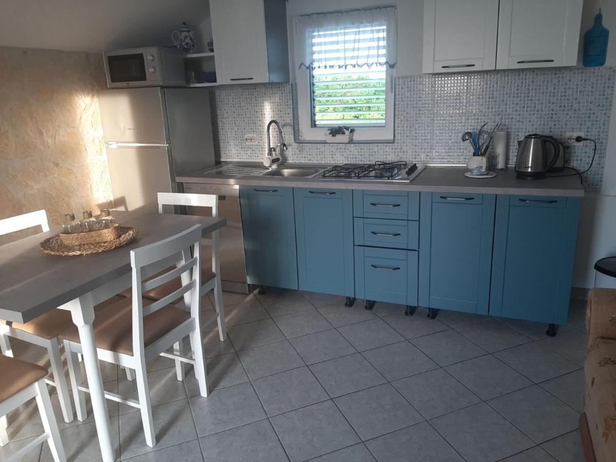 Apartmani Antonela&Andrej Привлака Екстер'єр фото